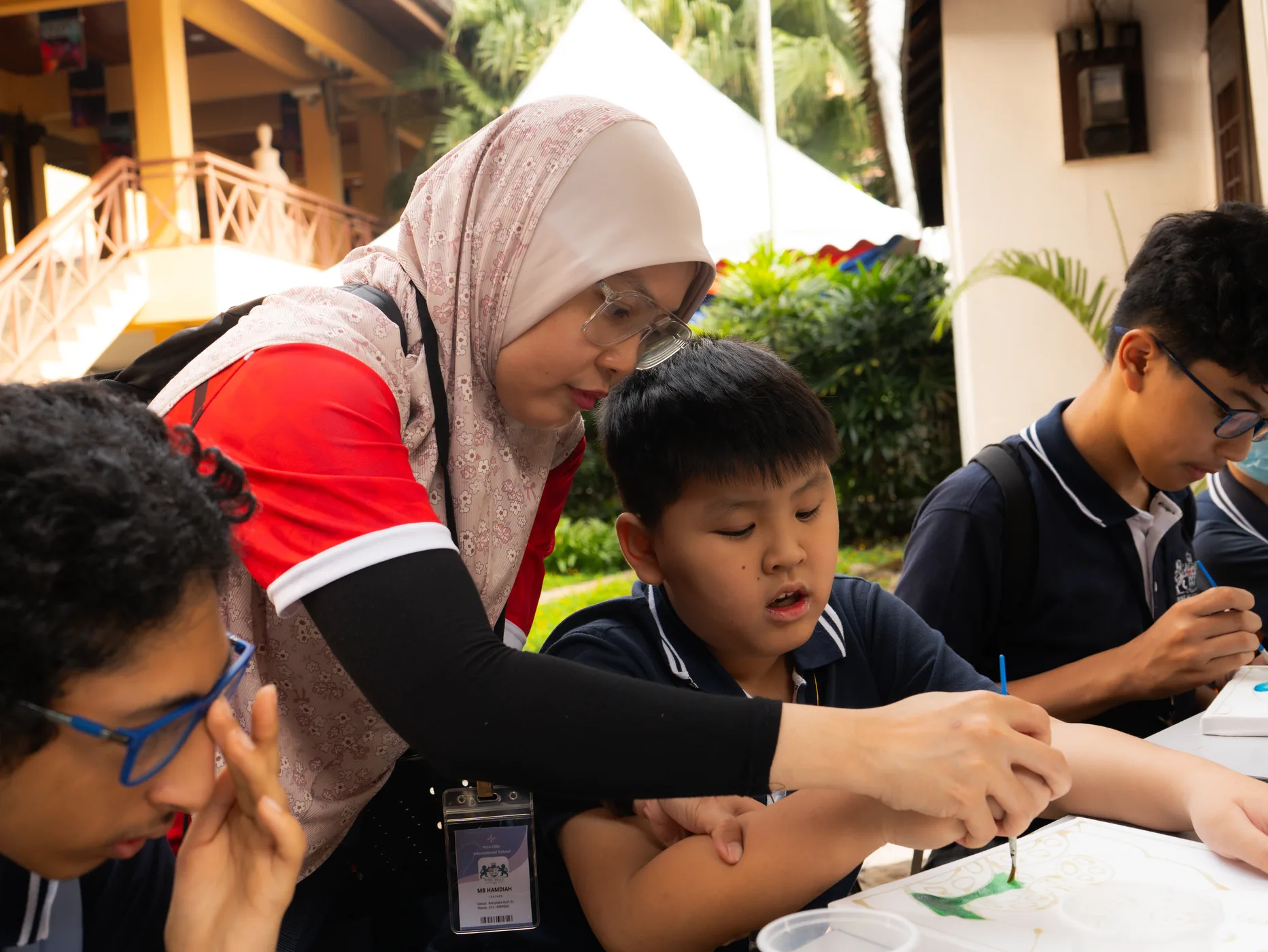Gifted Kids Care Centreで一緒に学ぶ子どもたち
